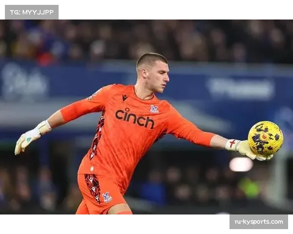 水晶宫门将约翰斯通多次神扑 成球队保级关键人物 水晶宫门将约翰斯通多次神扑 成球队保级关键人物